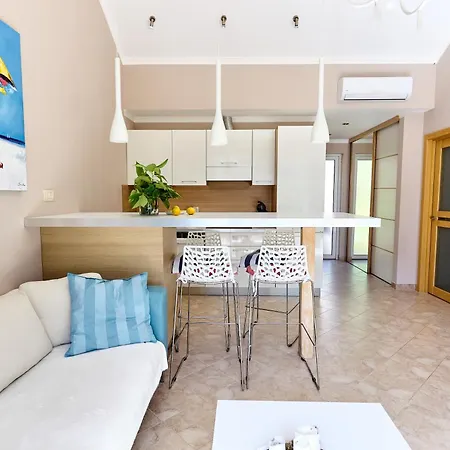 Gh Aparts With Scenic Views & Pool Gornji Orahovac Exterior photo